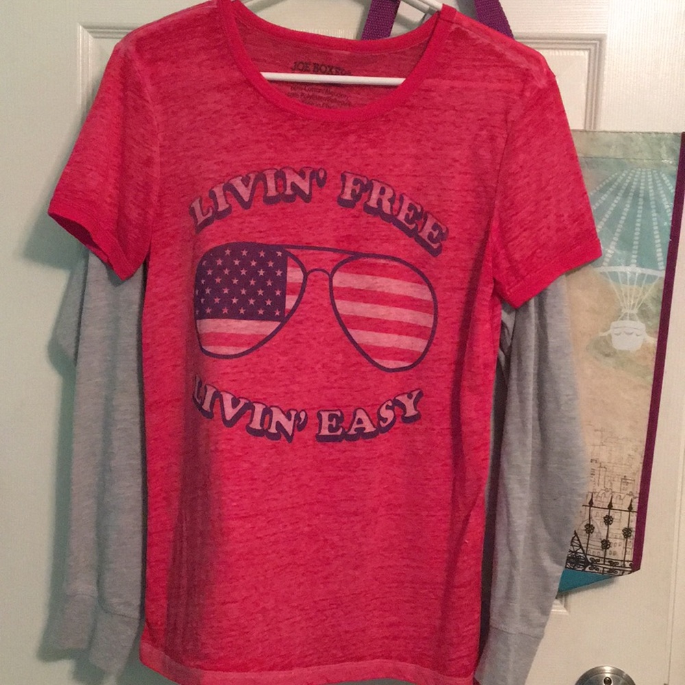 graphics tee